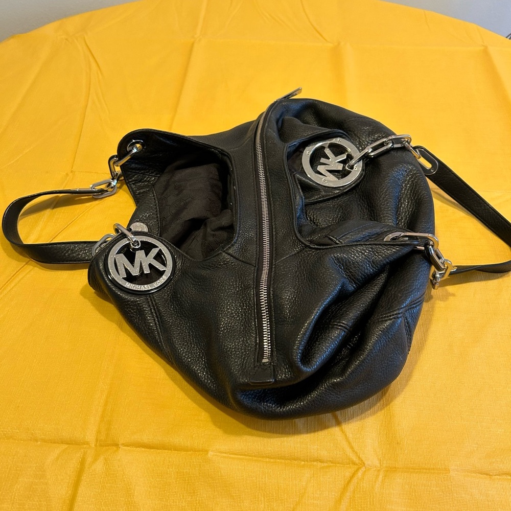 Michael Kors Fulton, large pebbled, leather hobo, shoulder bag satchel